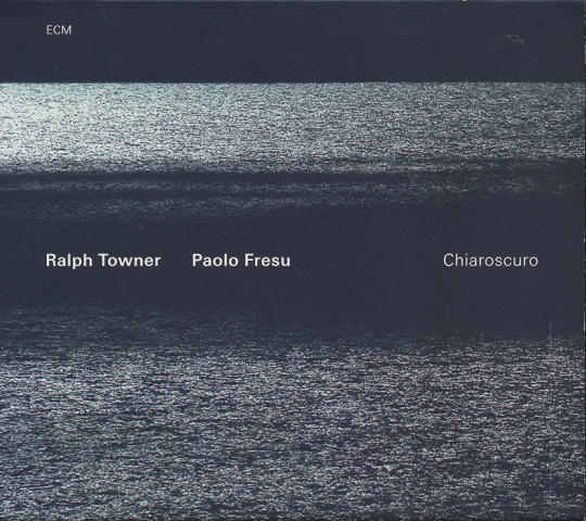 CD「Ralph Towner  Paolo Fresu/Chiaroscuro」